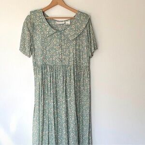 Vintage Sage Green Floral Maxi Dress with Peter Pan Collar